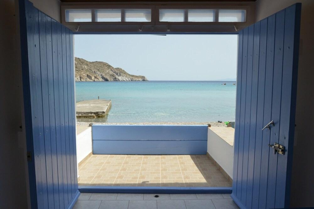 Appartement Erginas Boat House à Plaka  Extérieur photo